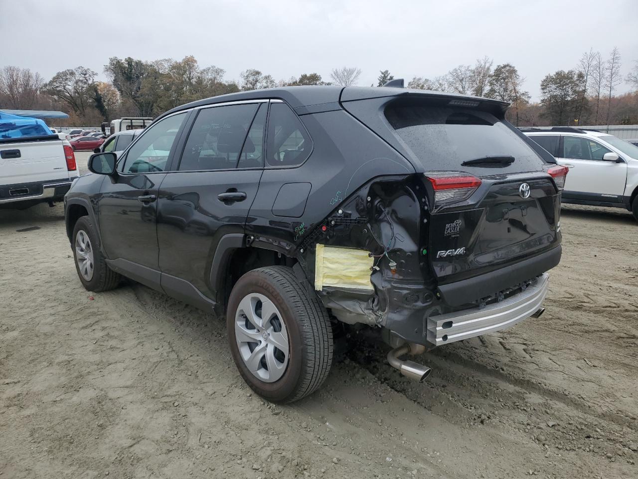 Image 2 of 2023 TOYOTA RAV4 LE 2023 with VIN 2T3F1RFVXPC381135
