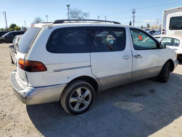 Image 3 of 1998 TOYOTA SIENNA LE 1998 with VIN 4T3ZF13CXWU065458