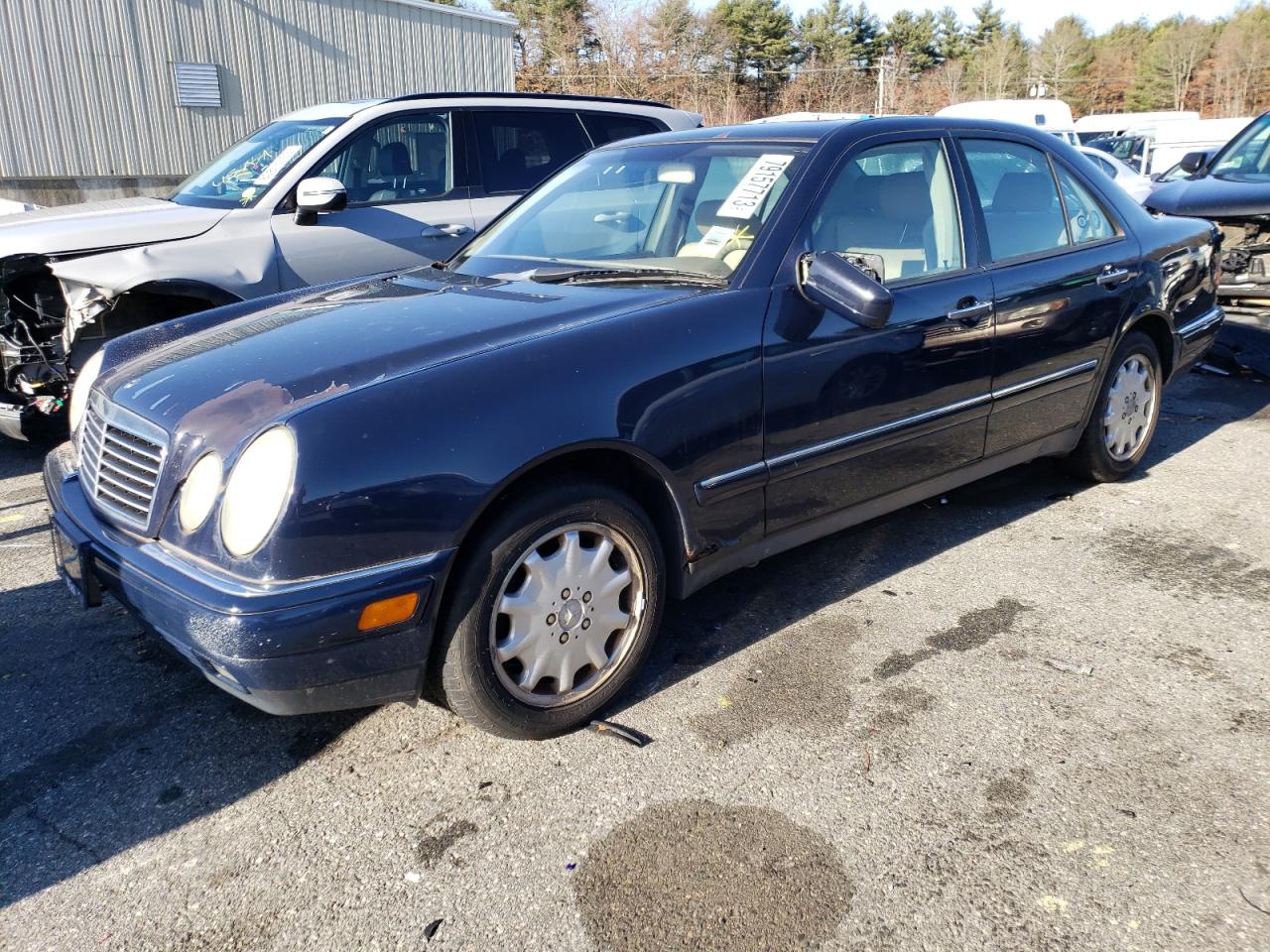 Изображение 1 1999 MERCEDES-BENZ E 320 4MATIC 1999 с VIN WDBJF82H8XX025135