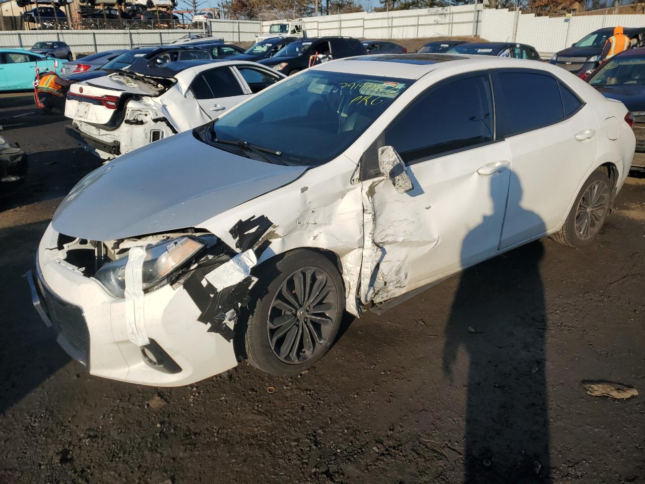 Image 1 of 2014 TOYOTA COROLLA L 2014 with VIN 2T1BURHE4EC174040