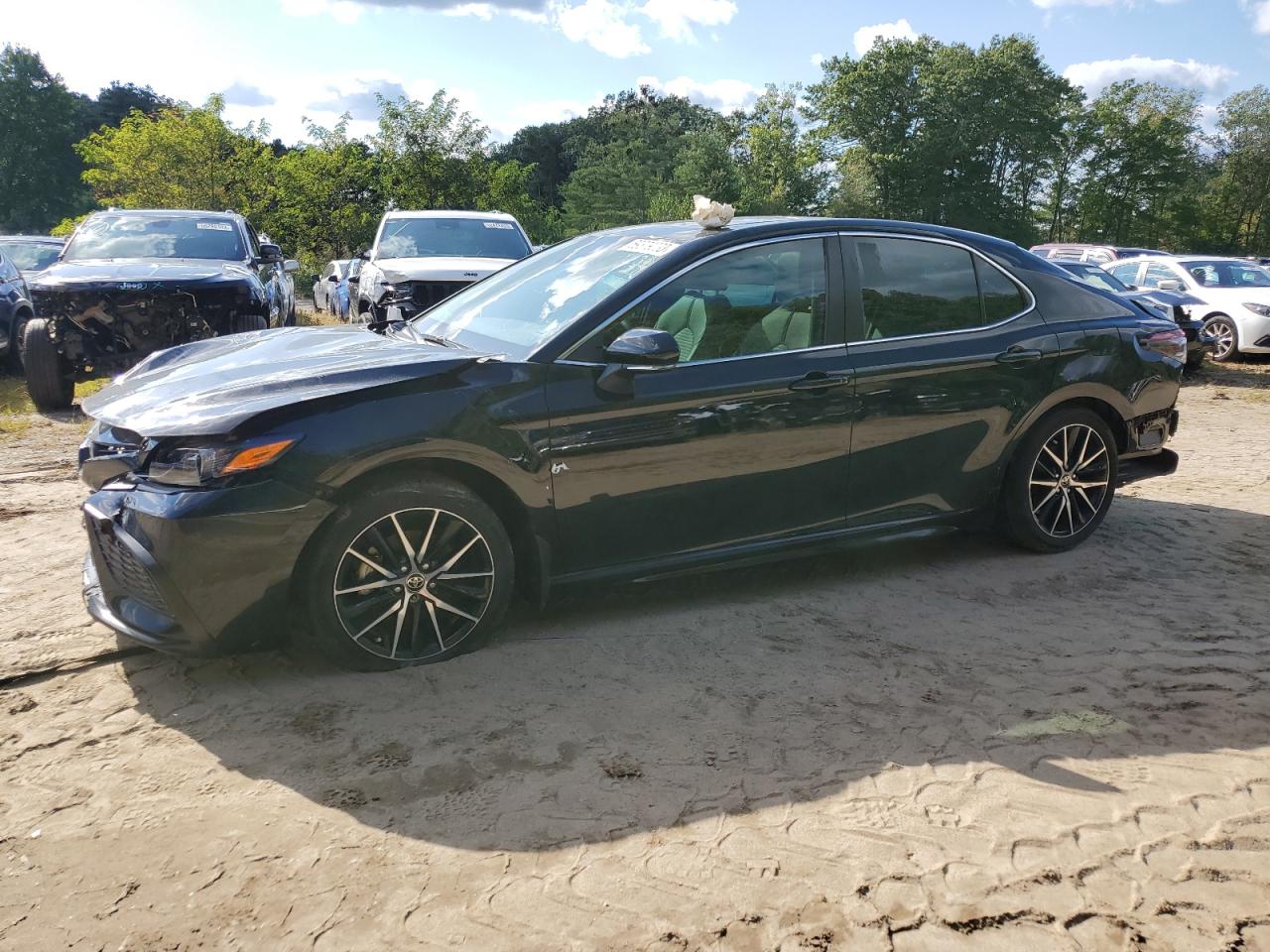 Изображение 1 2021 TOYOTA CAMRY SE 2021 с VIN 4T1G11AK2MU470302