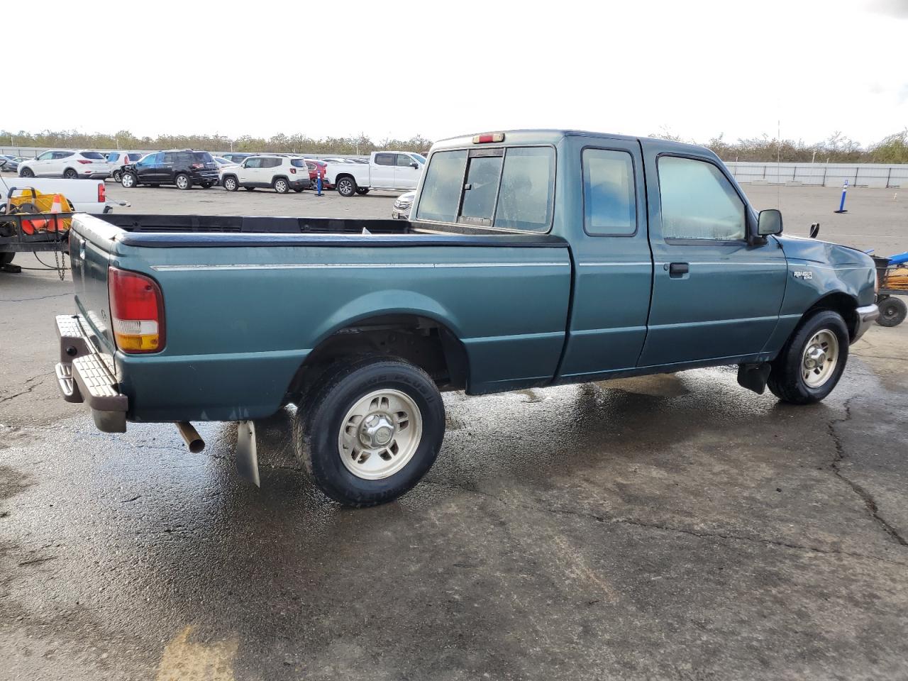 Image 3 of 1997 FORD RANGER SUPER CAB 1997 with VIN 1FTCR14X4VPA33873