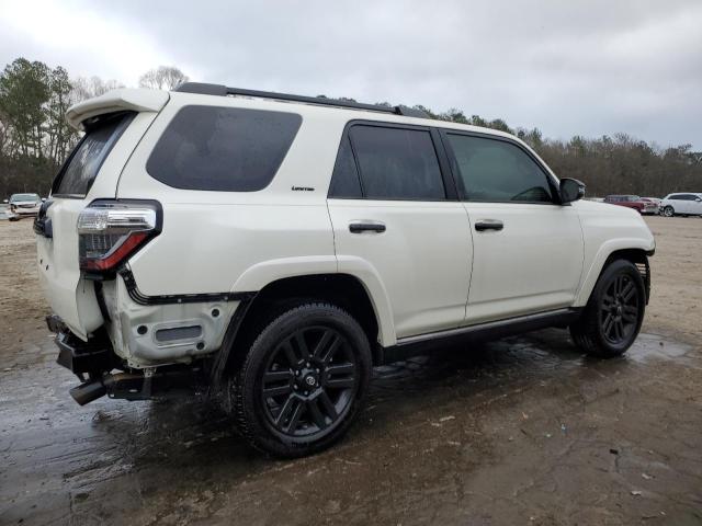 Image 3 of 2019 TOYOTA 4RUNNER SR5 2019 with VIN JTEZU5JR3K5192912