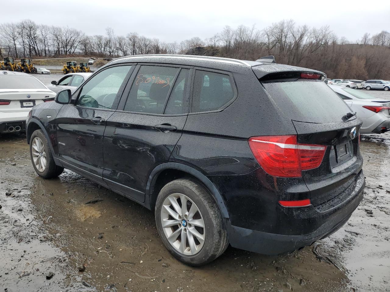 Изображение 2 2017 BMW X3 SDRIVE28I 2017 с VIN 5UXWZ7C37H0V90013