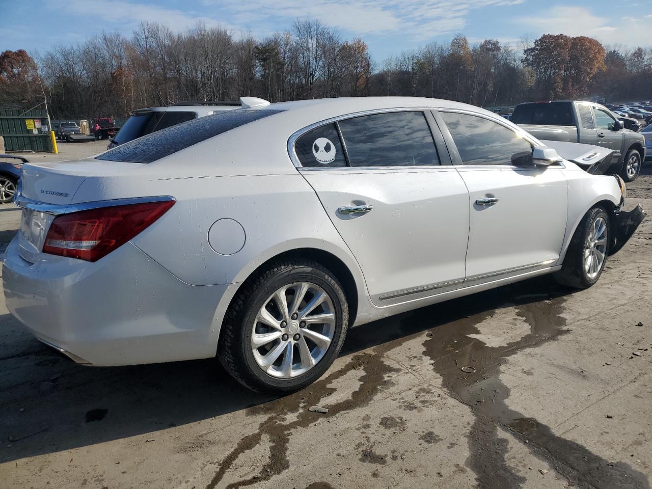 Изображение 3 2015 BUICK LACROSSE  2015 с VIN 1G4GB5G36FF325498