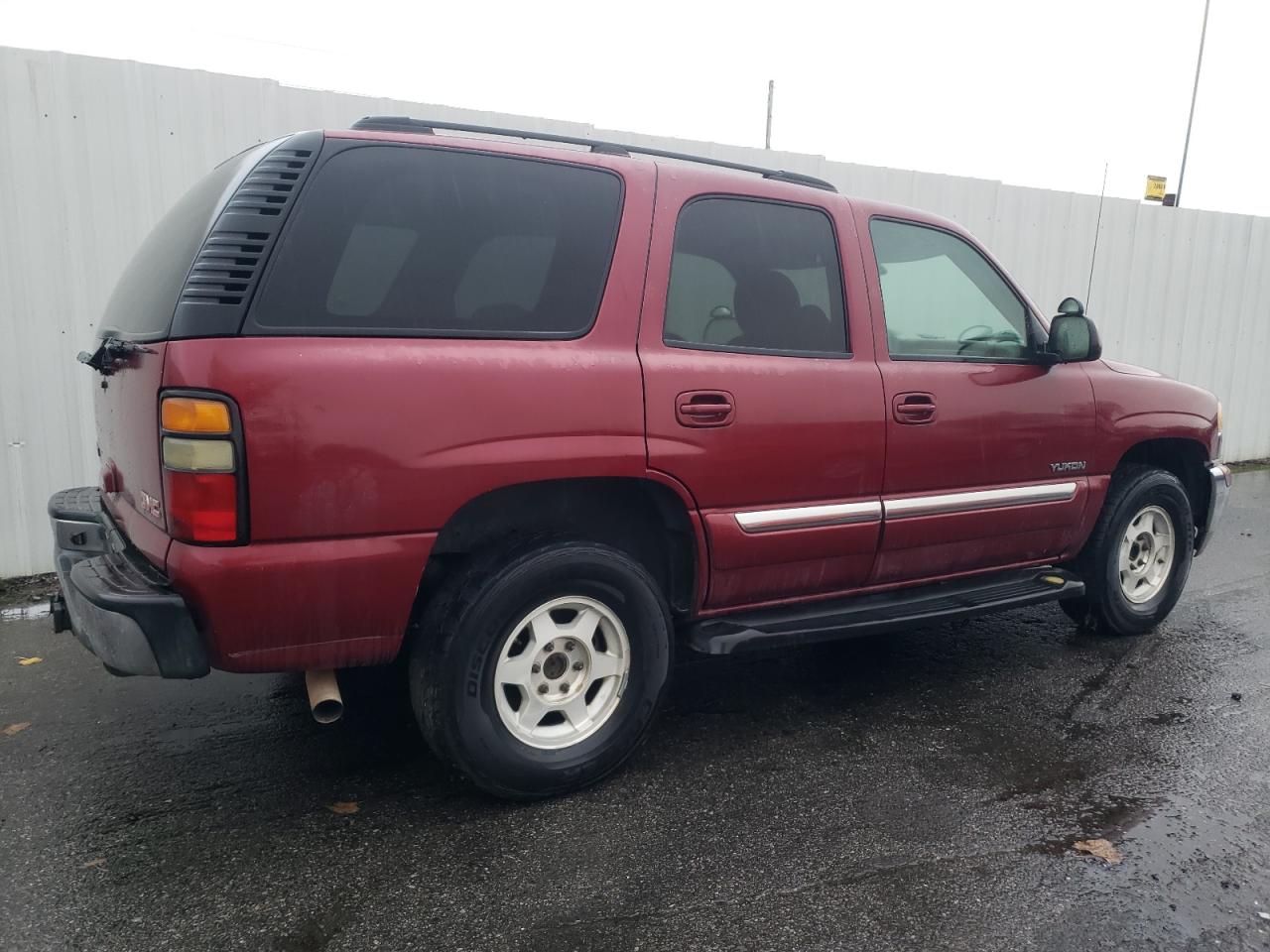 Obraz 3 z 2004 GMC YUKON  2004 z VIN 1GKEC13V14J193239