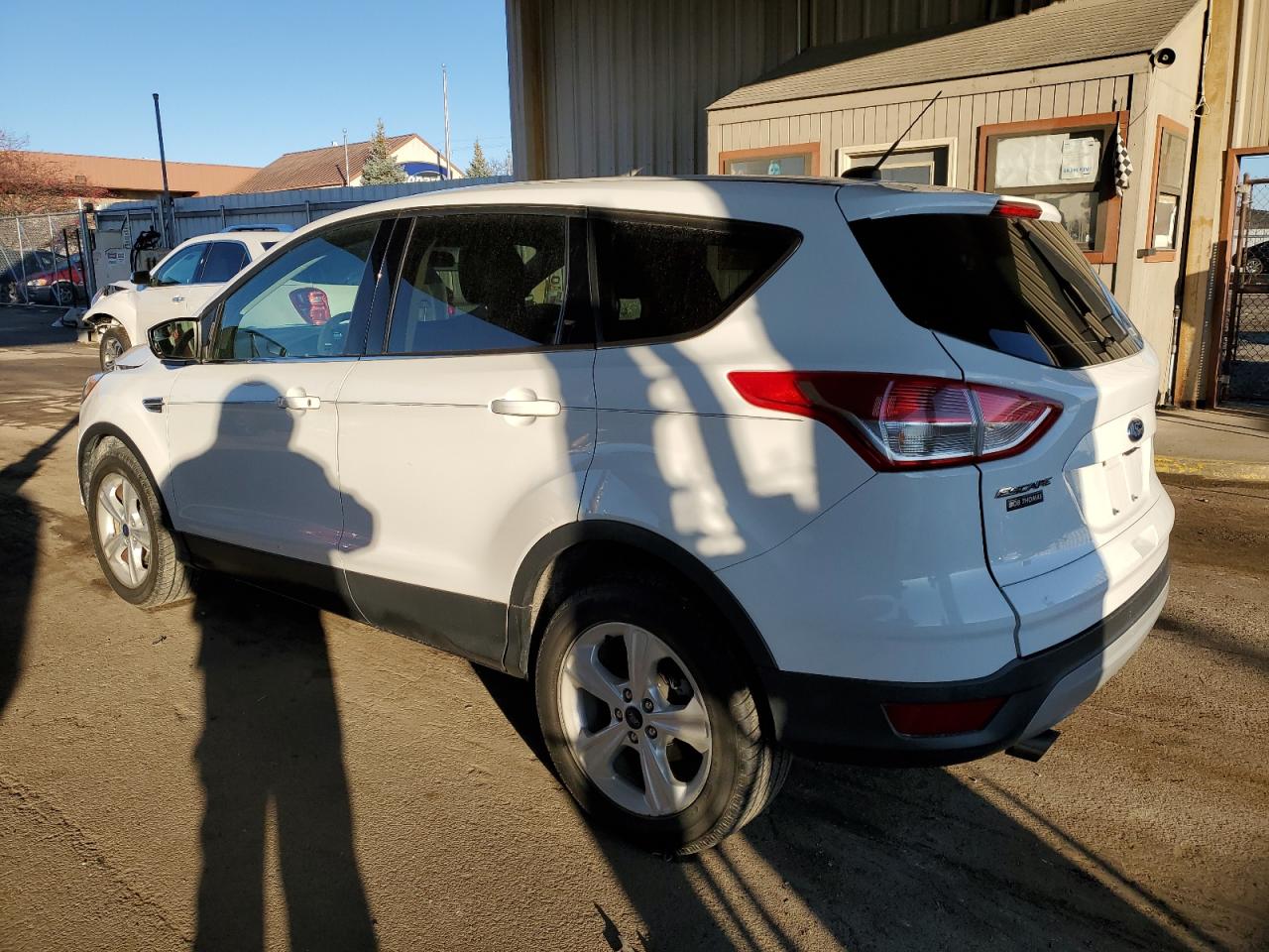 Image 2 of 2015 FORD ESCAPE SE 2015 with VIN 1FMCU0GX8FUB92432