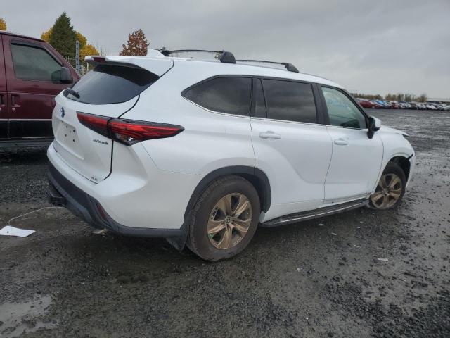 Изображение 3 2023 TOYOTA HIGHLANDER HYBRID BRONZE EDITION 2023 с VIN 5TDABRCHXPS579896