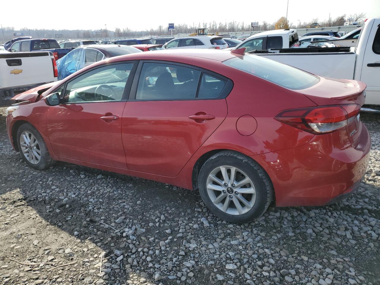 Изображение 2 2017 KIA FORTE LX 2017 с VIN 3KPFL4A70HE111526