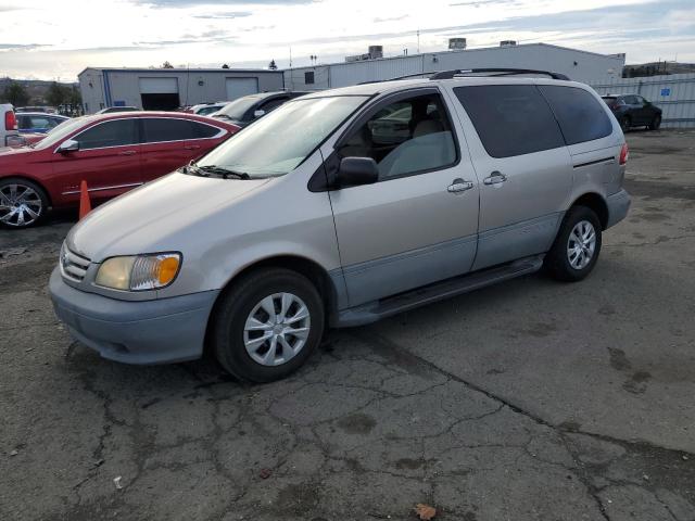 Image 1 of 2001 TOYOTA SIENNA LE 2001 with VIN 4T3ZF13CX1U397912