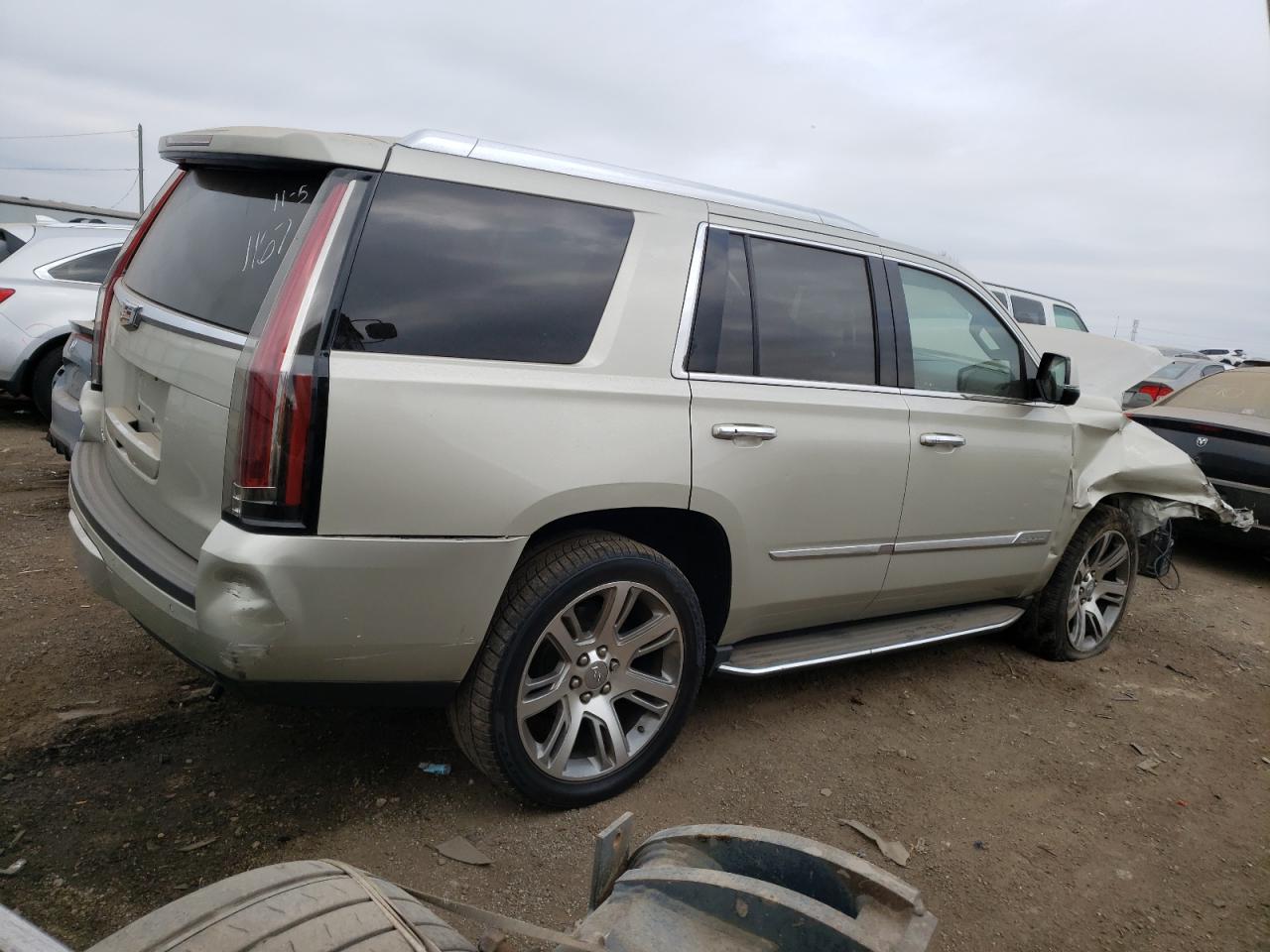 Obraz 3 z 2016 CADILLAC ESCALADE LUXURY 2016 z VIN 1GYS4BKJ2GR349756