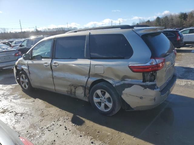 Obraz 2 z 2015 TOYOTA SIENNA LE 2015 z VIN 5TDKK3DC8FS538377