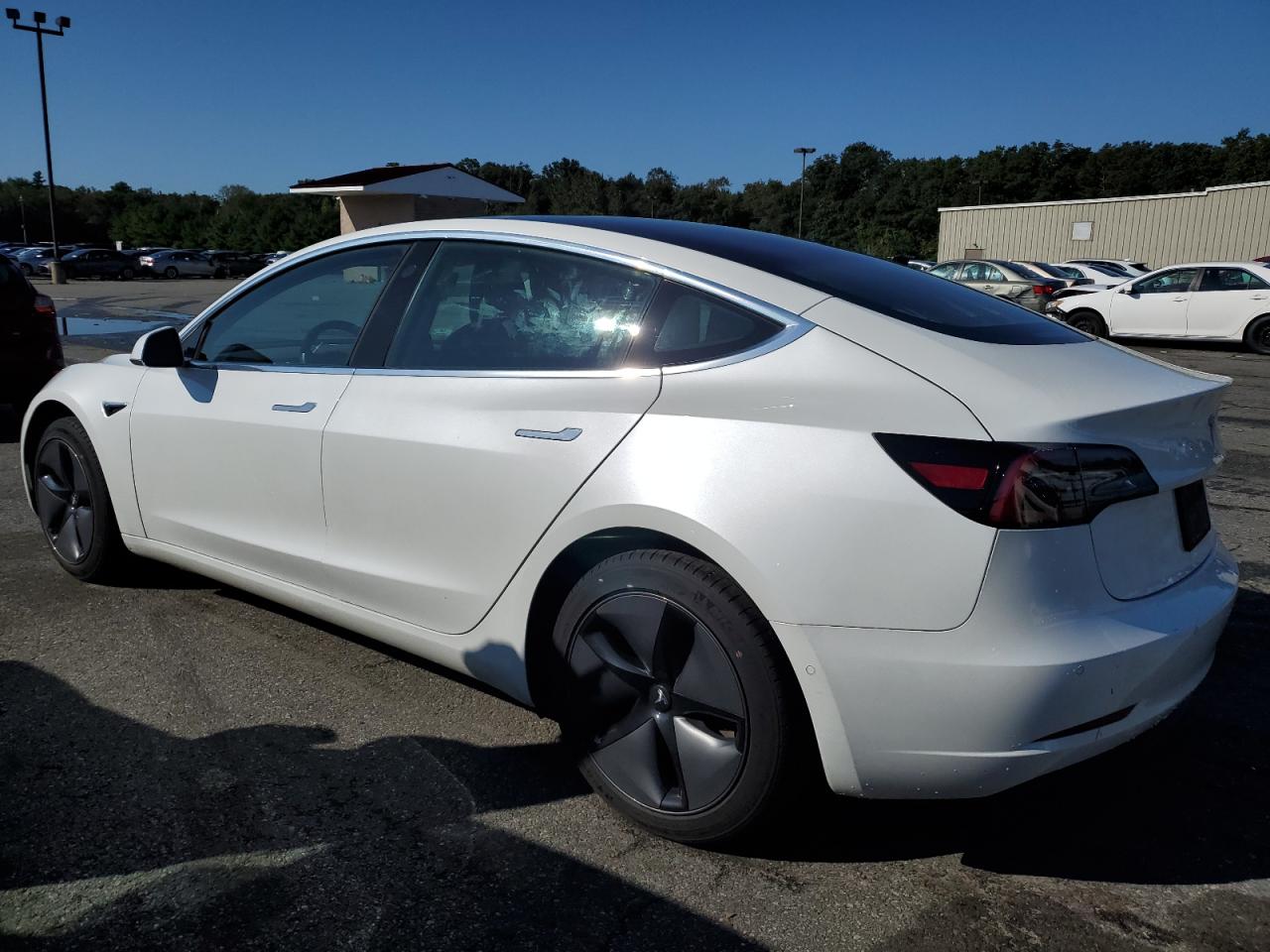 Изображение 2 2019 TESLA MODEL 3  2019 с VIN 5YJ3E1EA0KF310157