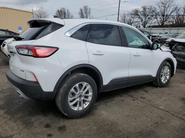Image 3 of 2020 FORD ESCAPE SE 2020 with VIN 1FMCU9G66LUA98945