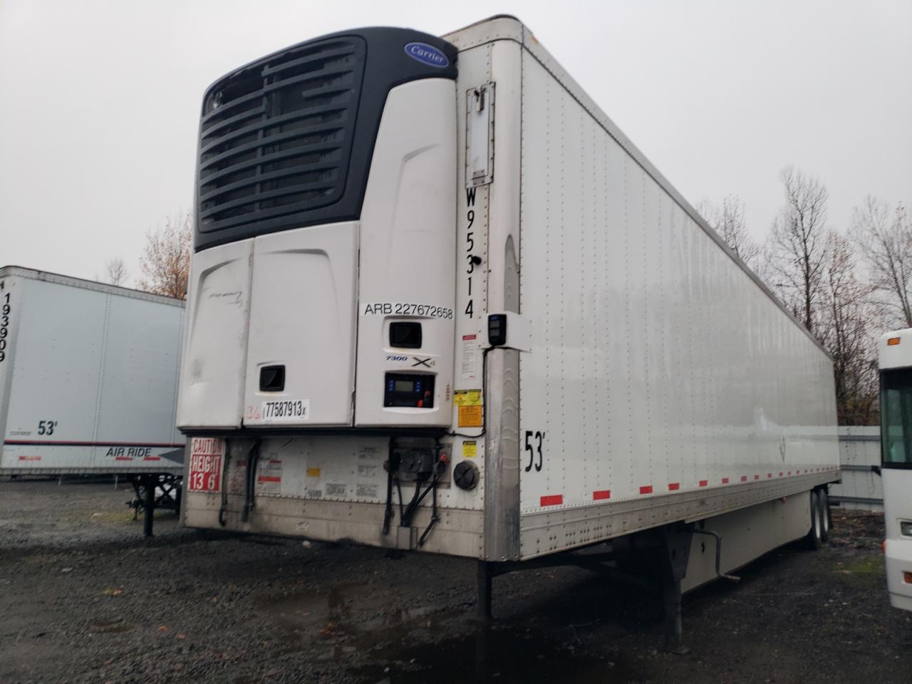 Image 2 of 2022 UTILITY                     REEFER 2022 with VIN 3UTVS2537N8536110