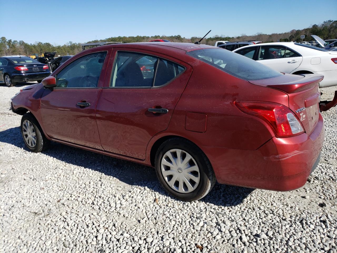 Obraz 2 z 2016 NISSAN VERSA S 2016 z VIN 3N1CN7AP2GL831129