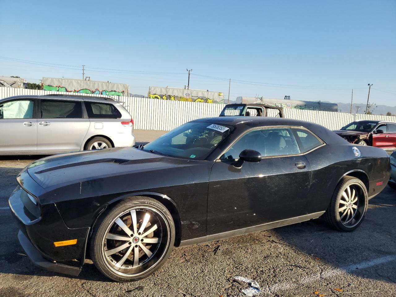 2014 DODGE CHALLENGER SXT 2014 image