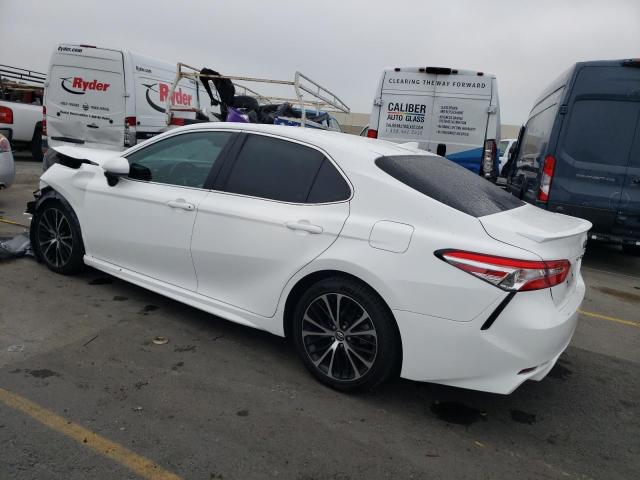 Image 2 of 2020 TOYOTA CAMRY SE 2020 with VIN 4T1G11AKXLU941515