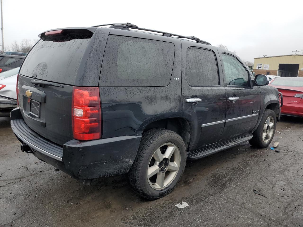 Obraz 3 z 2013 CHEVROLET TAHOE K1500 LTZ 2013 z VIN 1GNSKCE02DR322595
