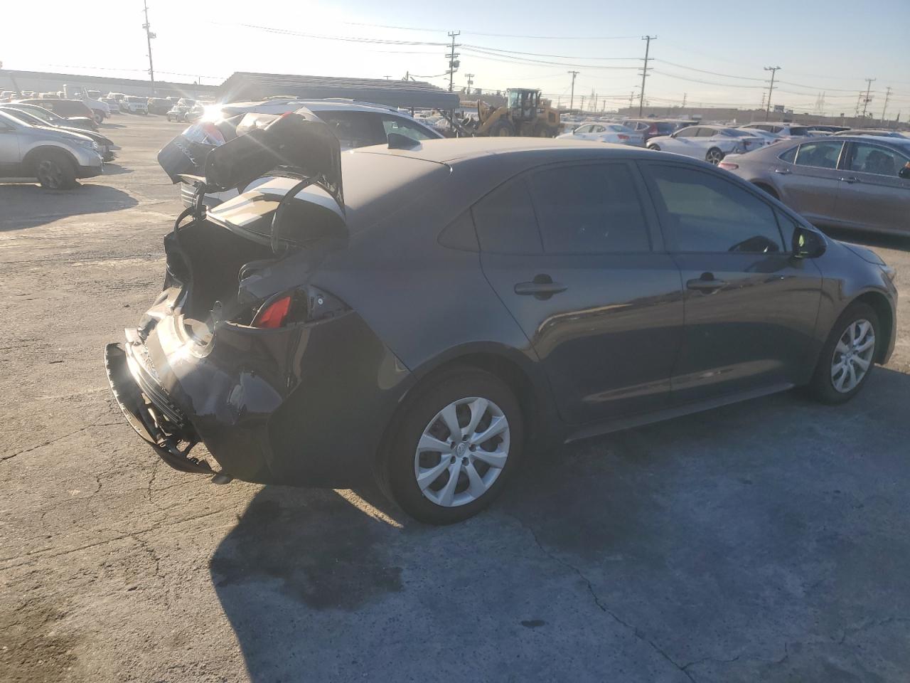 Image 3 of 2023 TOYOTA COROLLA LE 2023 with VIN JTDBCMFE4P3009223