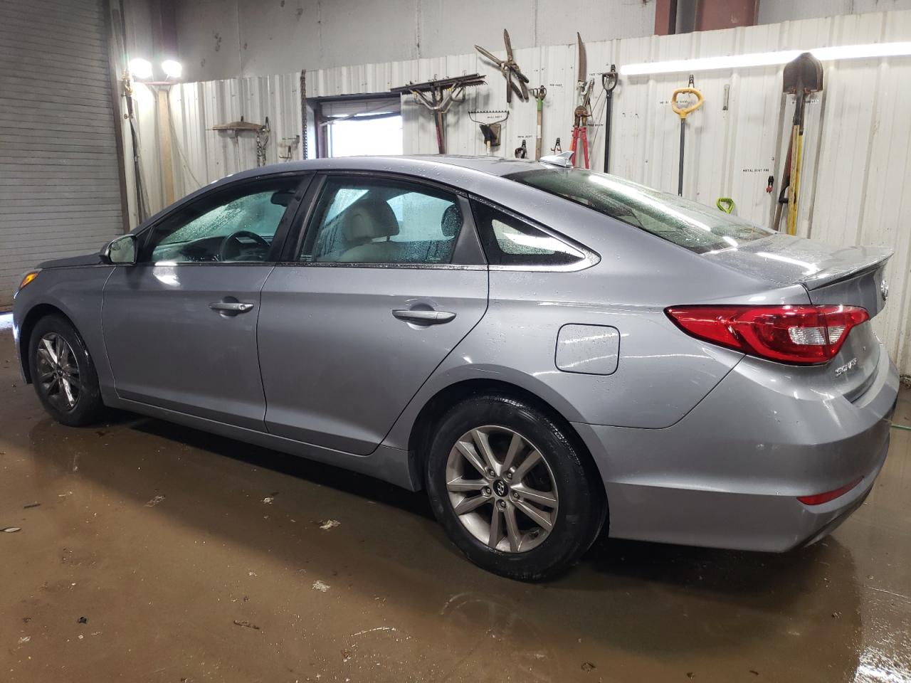 Изображение 2 2016 HYUNDAI SONATA SE 2016 с VIN 5NPE24AFXGH363879