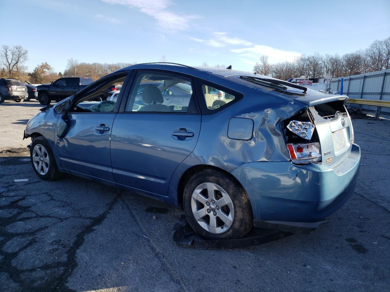 Image 2 of 2009 TOYOTA PRIUS  2009 with VIN JTDKB20U797870513