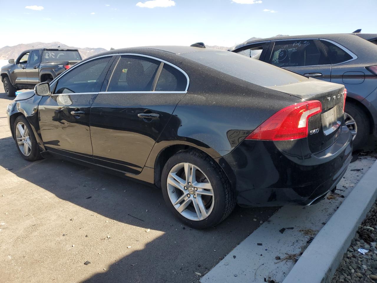 Image 2 of 2014 VOLVO S60 T5 2014 with VIN YV1612FS0E2285283