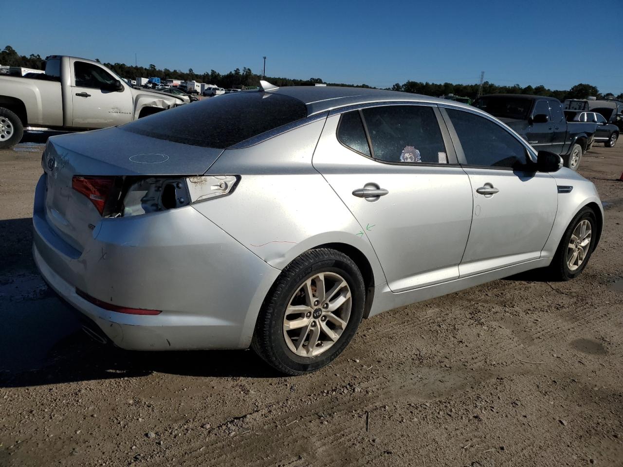 Obraz 3 z 2011 KIA OPTIMA LX 2011 z VIN KNAGM4A78B5166484