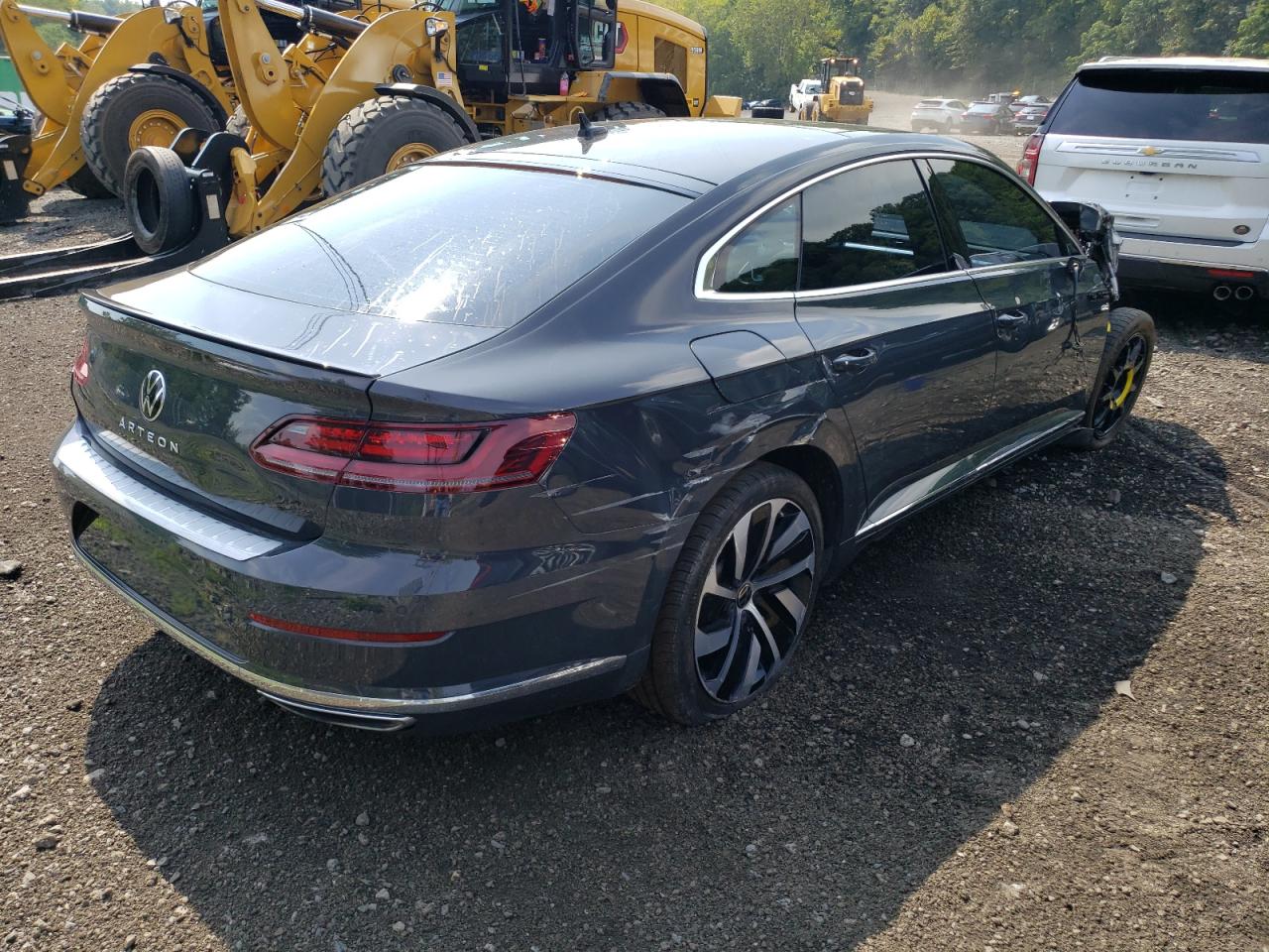 Image 3 of 2021 VOLKSWAGEN ARTEON SEL R-LINE 2021 with VIN WVWHR7AN7ME003532