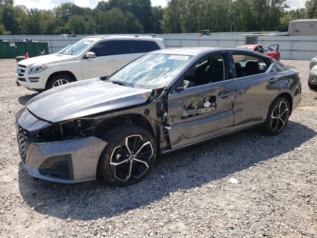 Image 1 of 2023 NISSAN ALTIMA SR 2023 with VIN 1N4BL4CW0PN335852