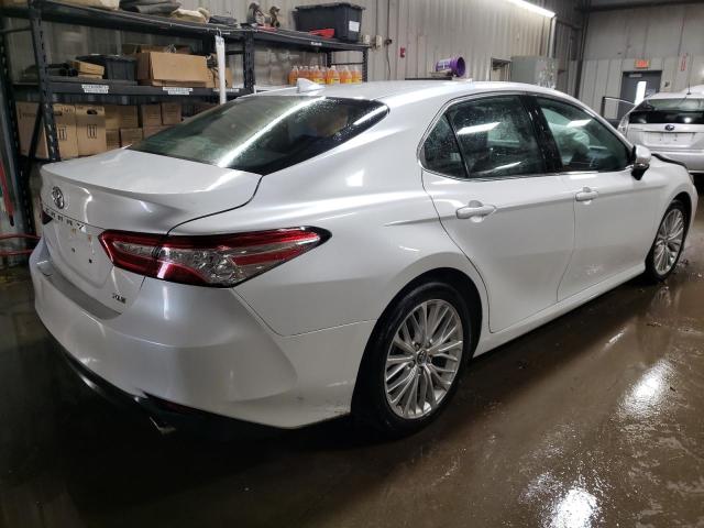 Obraz 3 z 2020 TOYOTA CAMRY XLE 2020 z VIN 4T1F11AKXLU940876