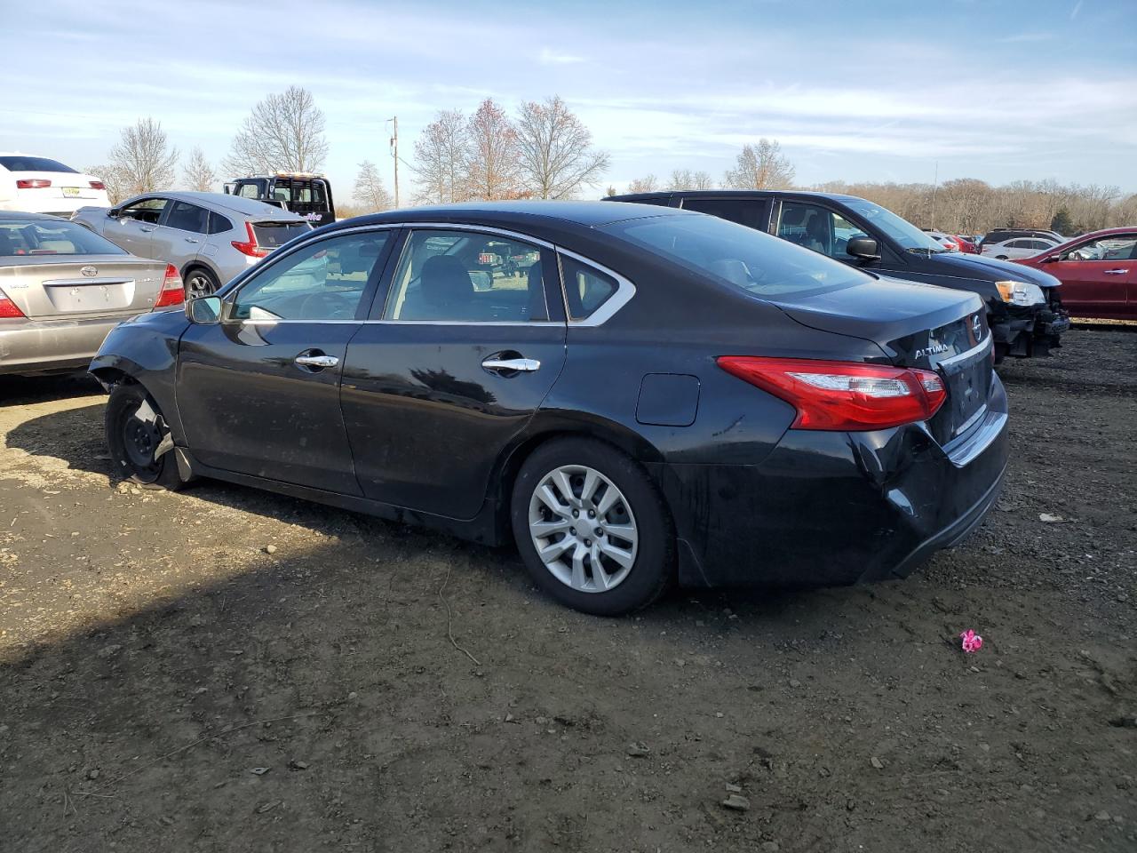 Image 2 of 2017 NISSAN ALTIMA 2.5 2017 with VIN 1N4AL3AP1HC258746