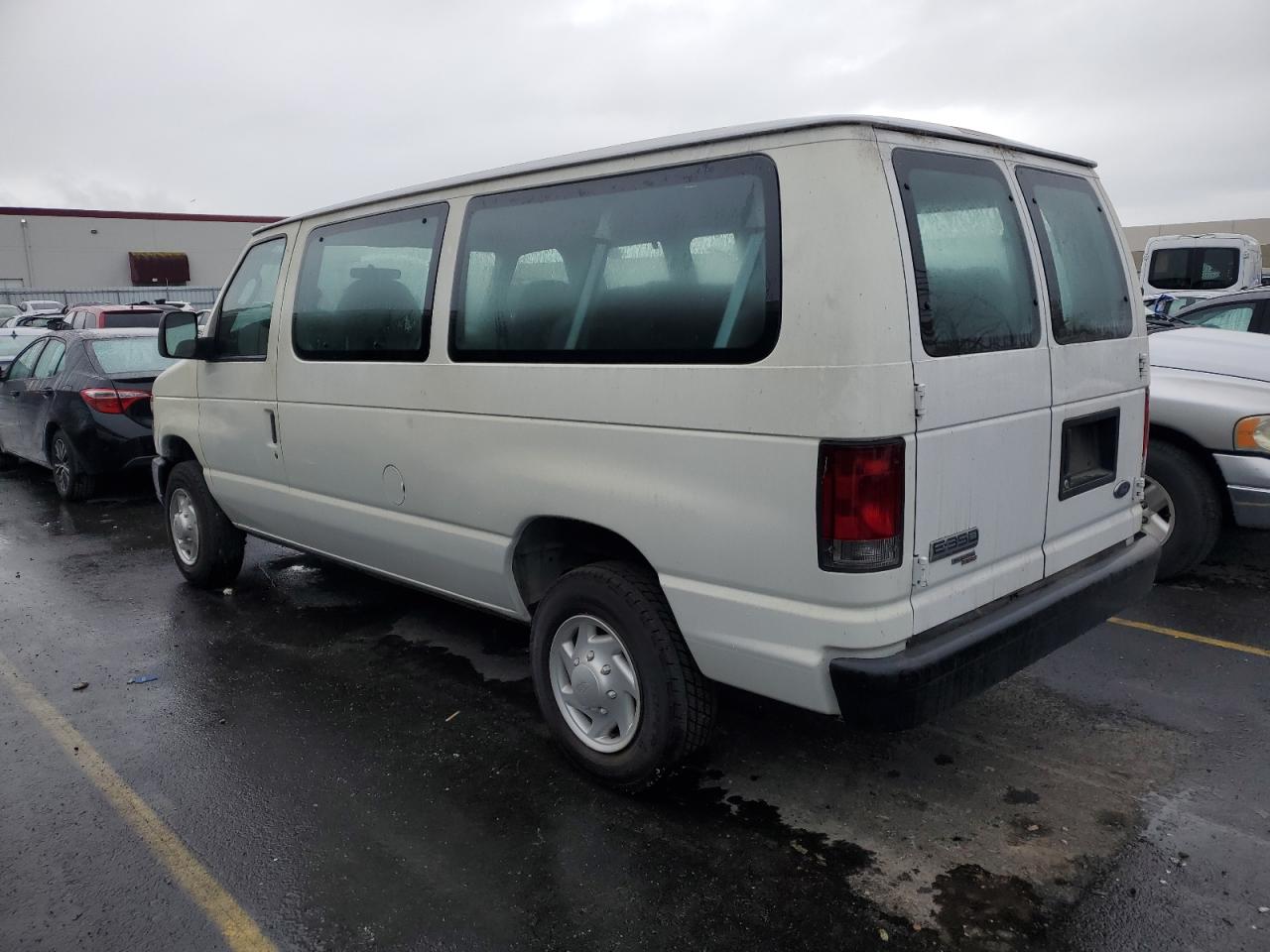 Obraz 2 z 2008 FORD ECONOLINE E350 SUPER DUTY WAGON 2008 z VIN 1FBNE31L28DB04046