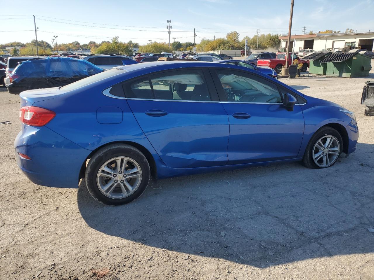Image 3 of 2017 CHEVROLET CRUZE LT 2017 with VIN 1G1BE5SM9H7170702