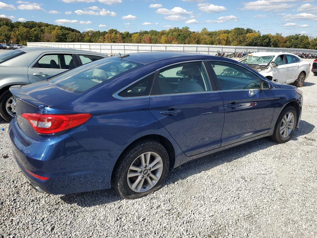 Obraz 3 z 2016 HYUNDAI SONATA SE 2016 z VIN 5NPE24AF0GH365513