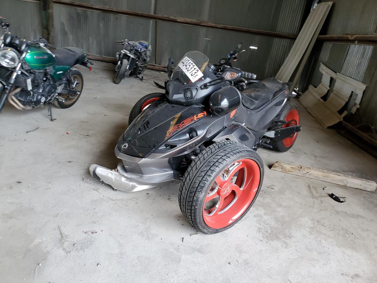 Изображение 2 Can-Am Spyder Roadster Rs-S 2012 с VIN 2BXJAWA1XCV000584