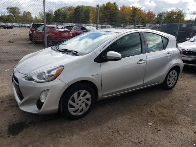 2015 TOYOTA PRIUS C  2015 image