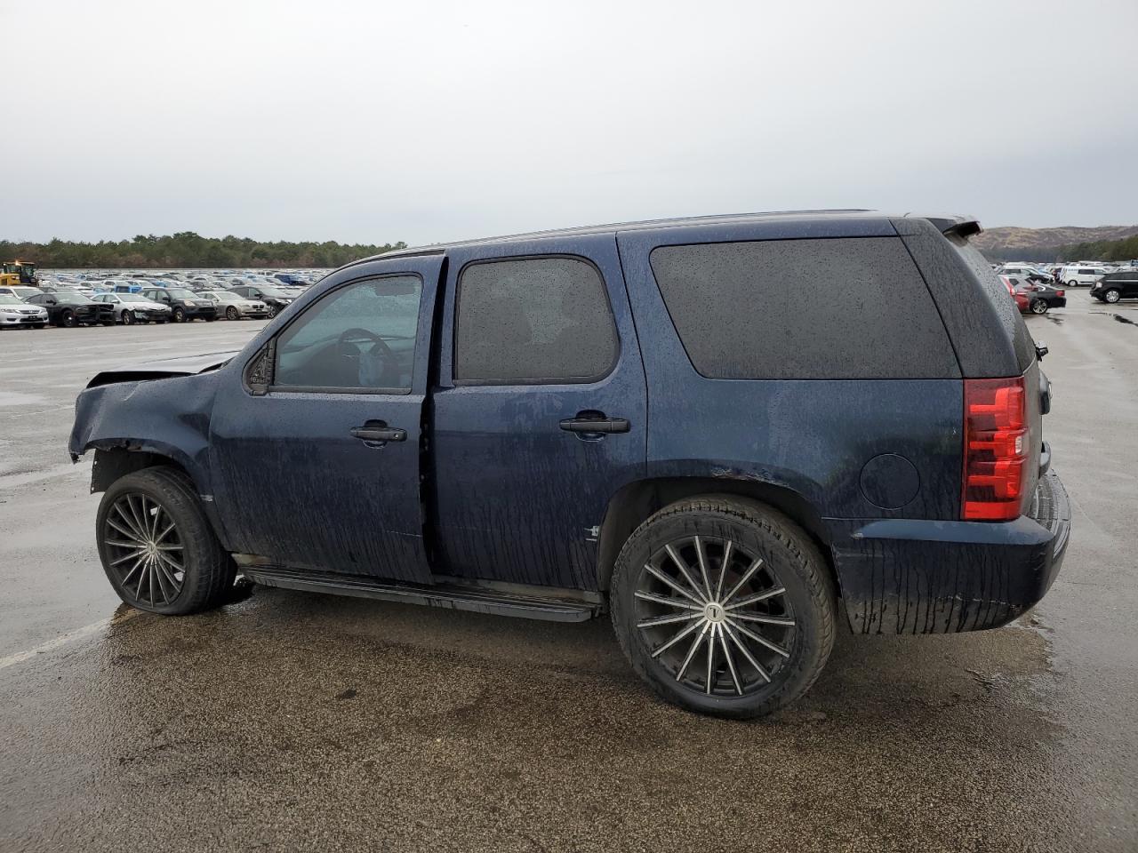 Image 2 of 2012 CHEVROLET TAHOE POLICE 2012 with VIN 1GNLC2E03CR317318