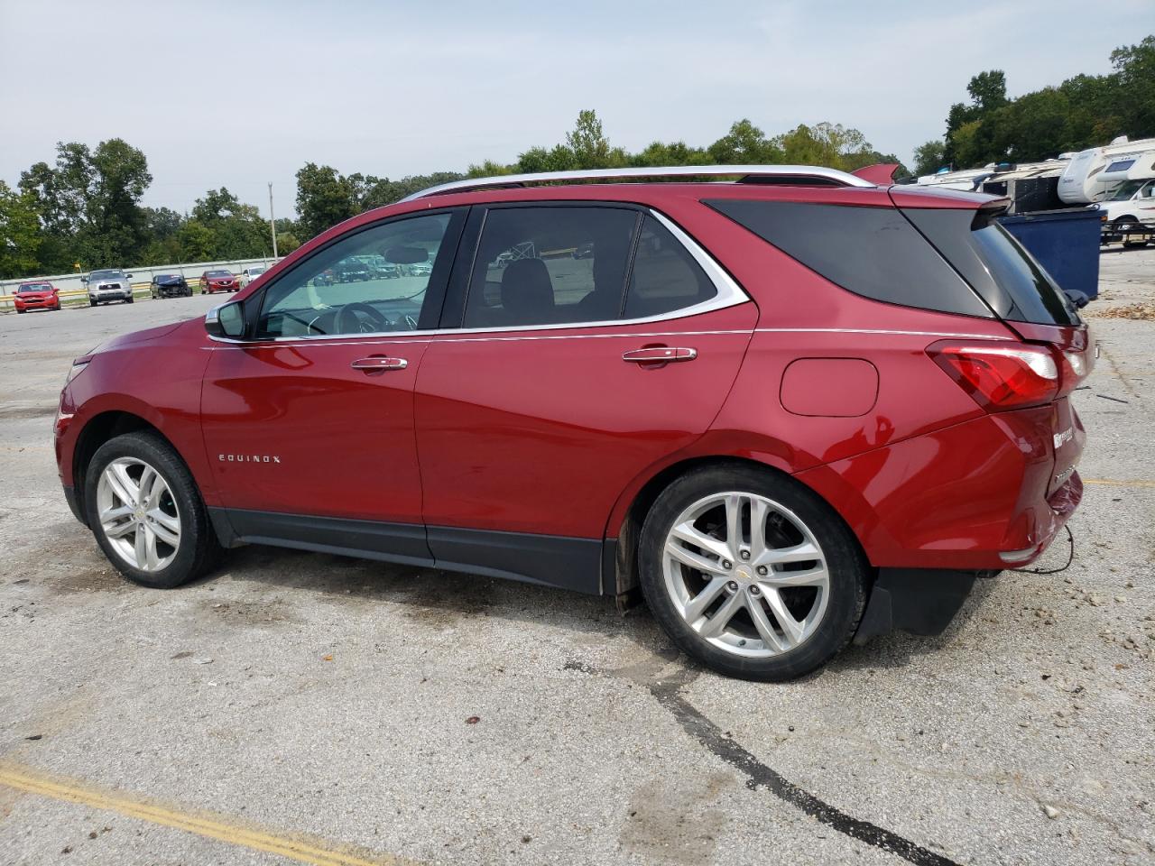 Image 2 of 2018 CHEVROLET EQUINOX PREMIER 2018 with VIN 2GNAXMEV6J6120638