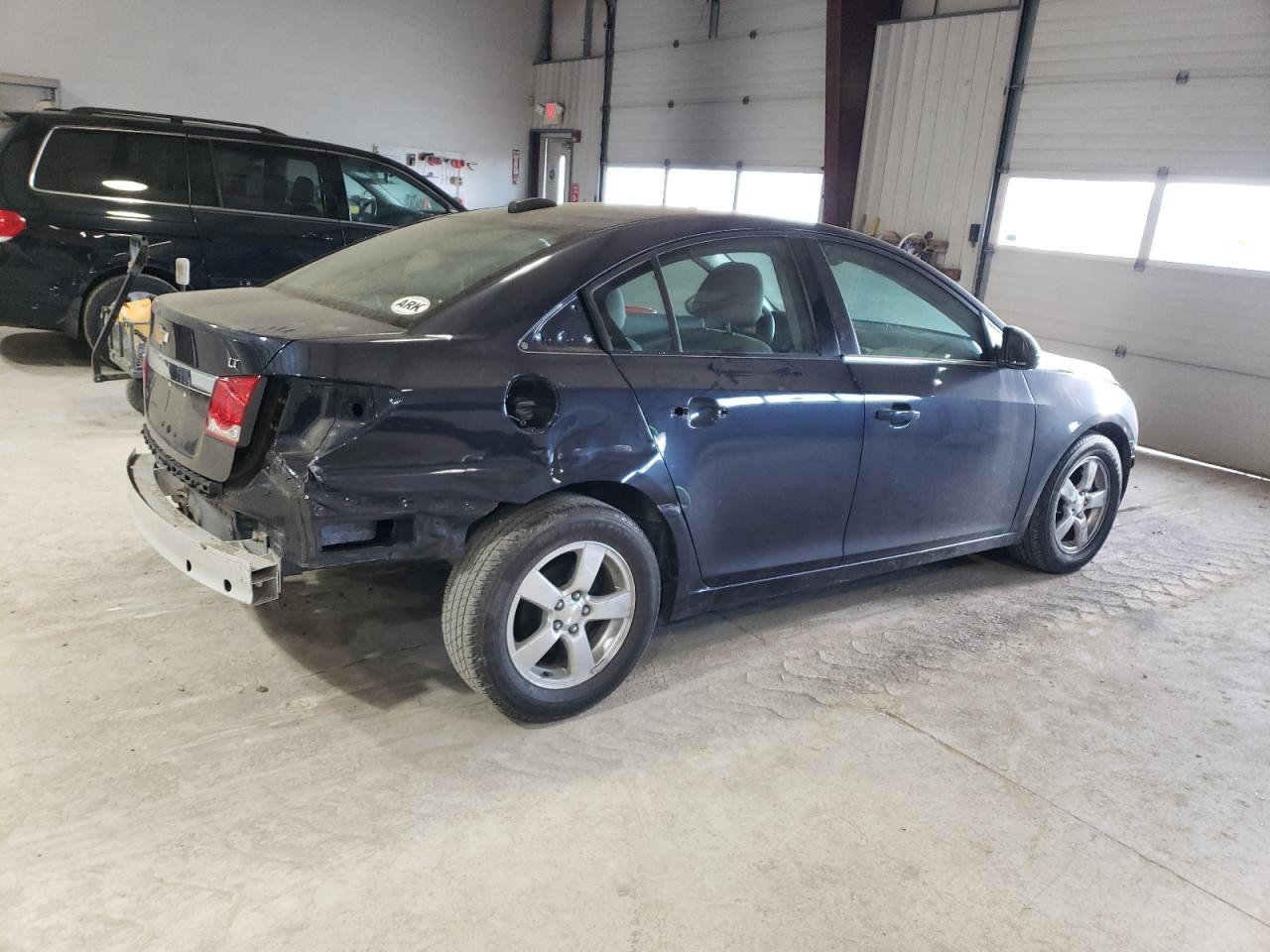 Obraz 3 z 2016 CHEVROLET CRUZE LIMITED LT 2016 z VIN 1G1PE5SB9G7143549