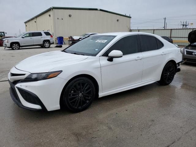 Изображение 1 2021 TOYOTA CAMRY SE 2021 с VIN 4T1G11AK8MU537095