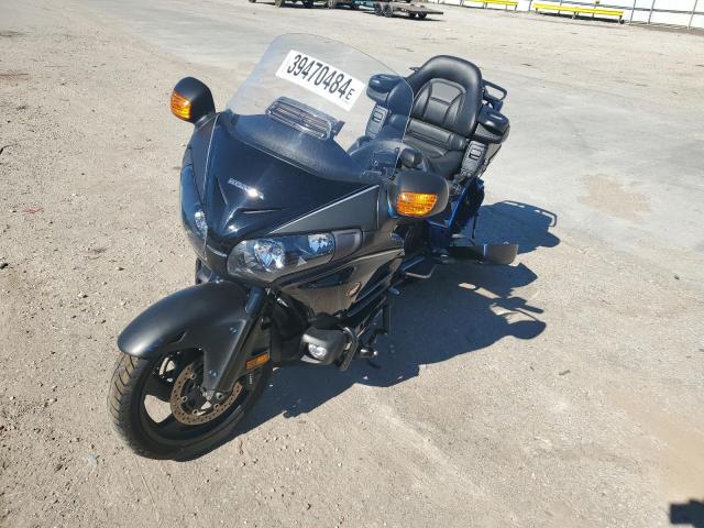 Изображение 2 2017 HONDA GL1800  2017 с VIN JH2SC68G5HK500361