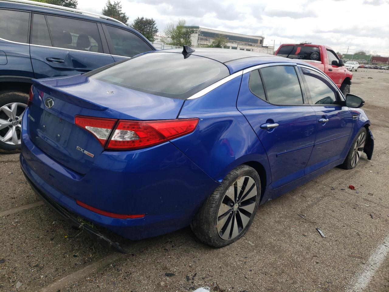 Изображение 3 2012 KIA OPTIMA SX 2012 с VIN 5XXGR4A69CG061557