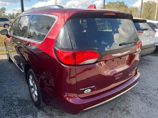 Image 3 of 2018 CHRYSLER PACIFICA LIMITED 2018 with VIN 2C4RC1GG7JR314694