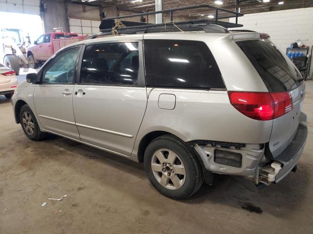 Image 2 of 2004 TOYOTA SIENNA XLE 2004 with VIN 5TDZA22C44S062253