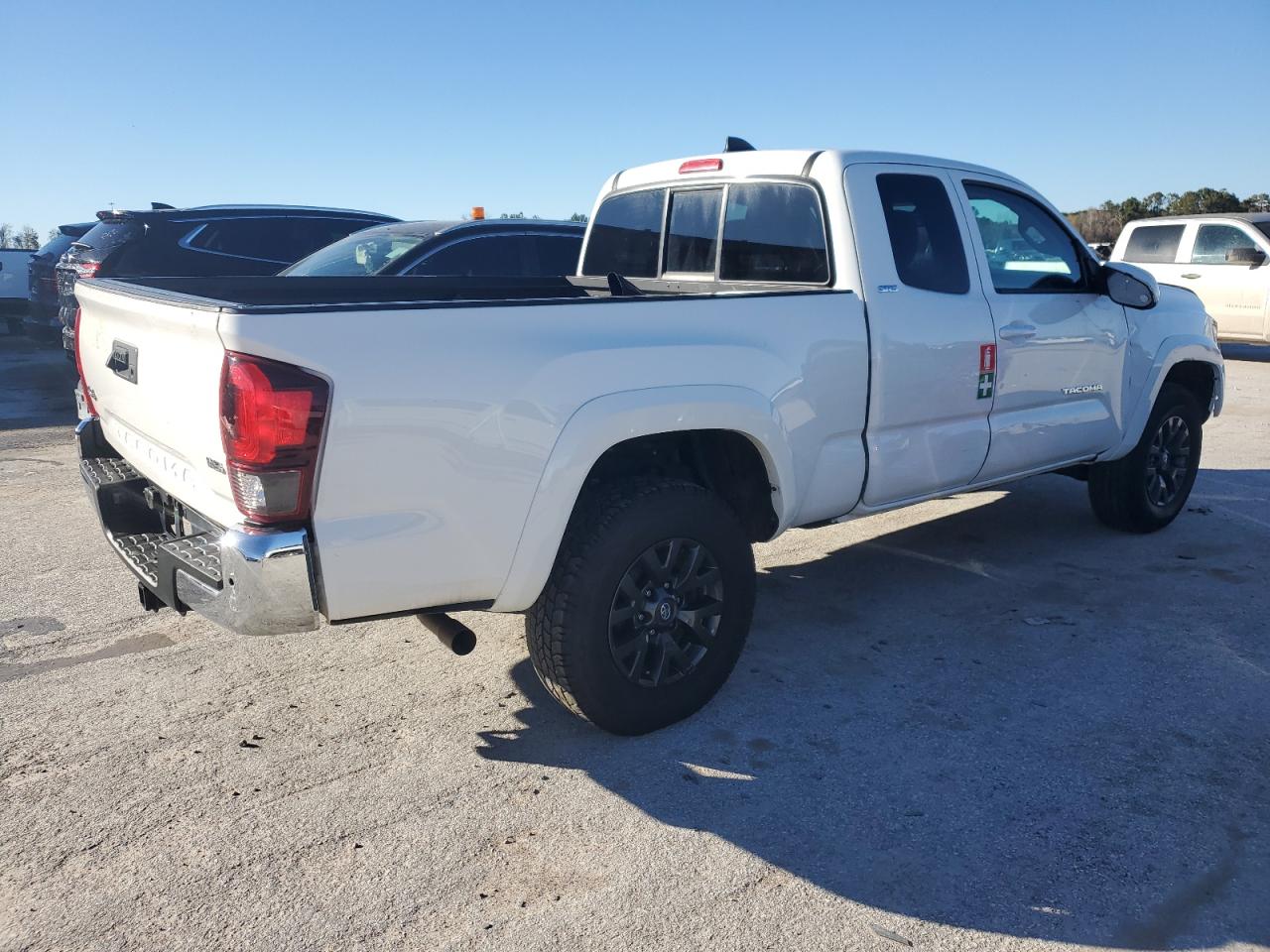 Obraz 3 z 2021 TOYOTA TACOMA ACCESS CAB 2021 z VIN 3TYSZ5AN1MT036261