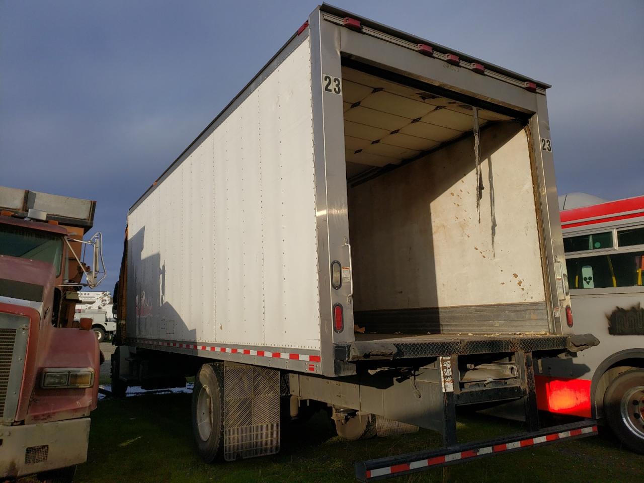 Изображение 2 2017 FREIGHTLINER M2 106 MEDIUM DUTY 2017 с VIN 3ALACWDT3HDJF3574