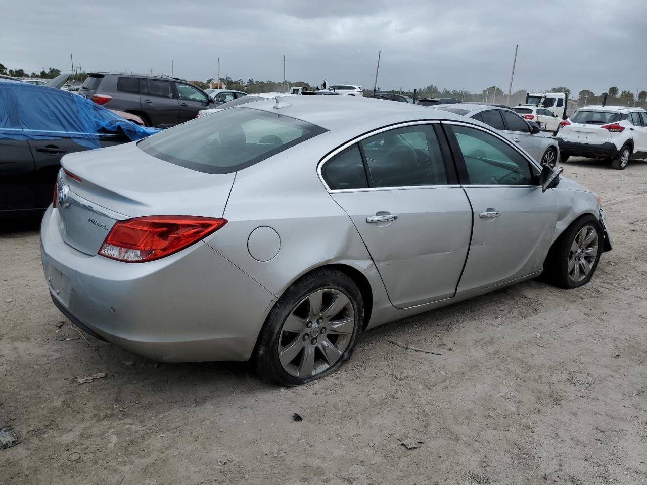 Image 3 of 2012 BUICK REGAL PREMIUM 2012 with VIN 2G4GS5EK7C9141475