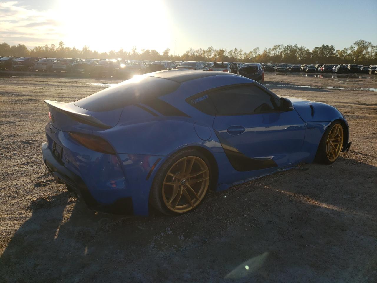 Image 3 of 2021 TOYOTA SUPRA BASE 2021 with VIN WZ1DB0C04MW037581