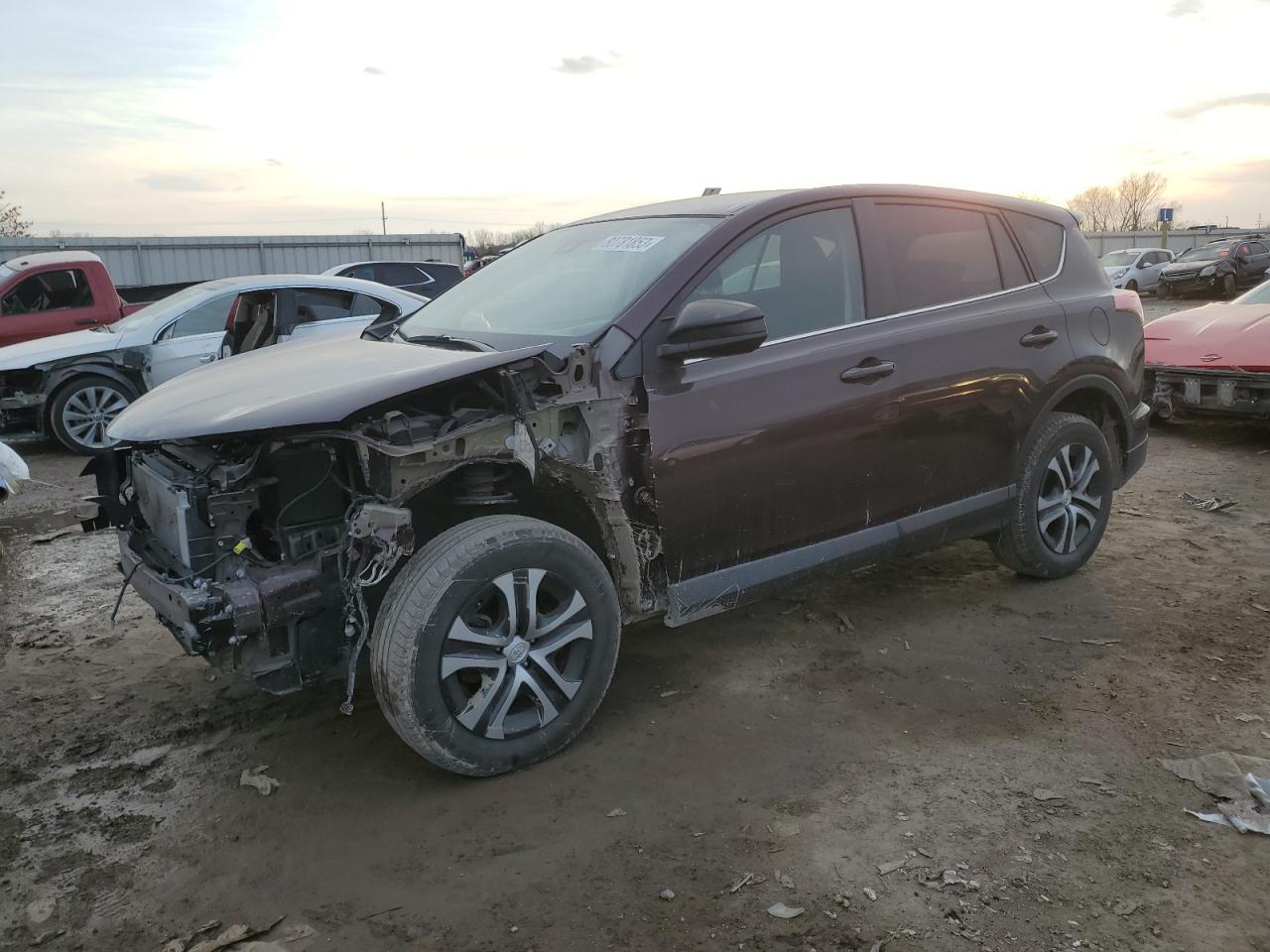 Image 1 of 2018 TOYOTA RAV4 LE 2018 with VIN 2T3ZFREV9JW443355